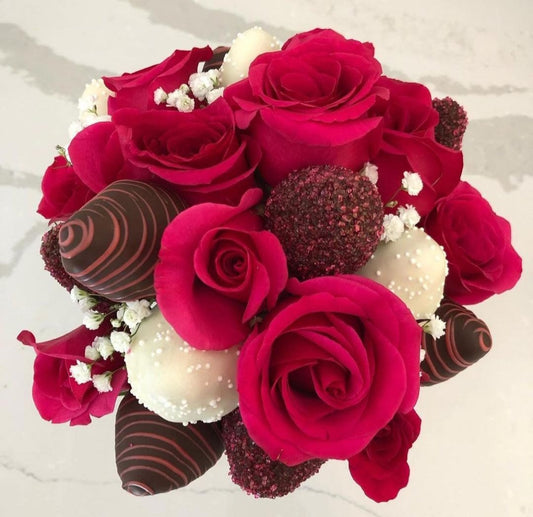 Bouquet Box - Berries and Roses